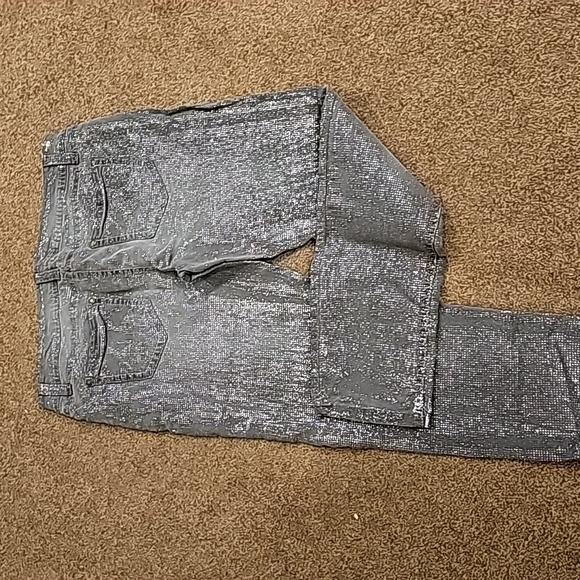 Wallflower Jeans - Picture 5 of 7